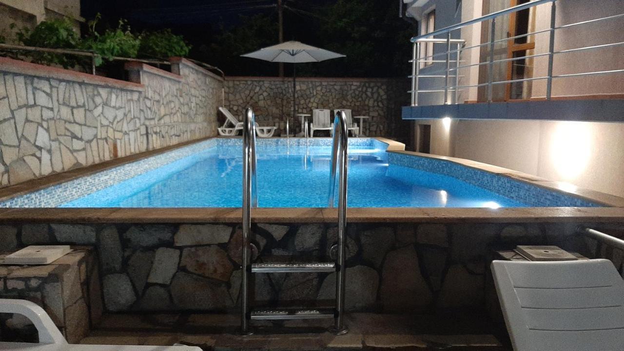 Family Hotel Favourite オブゾー エクステリア 写真